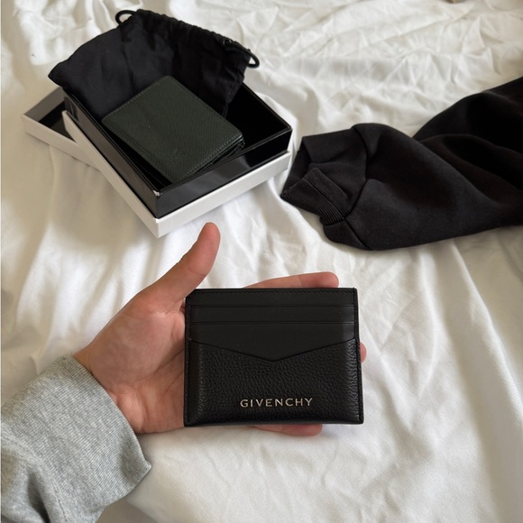 Givenchy Card Holder - Picture 13 of 13